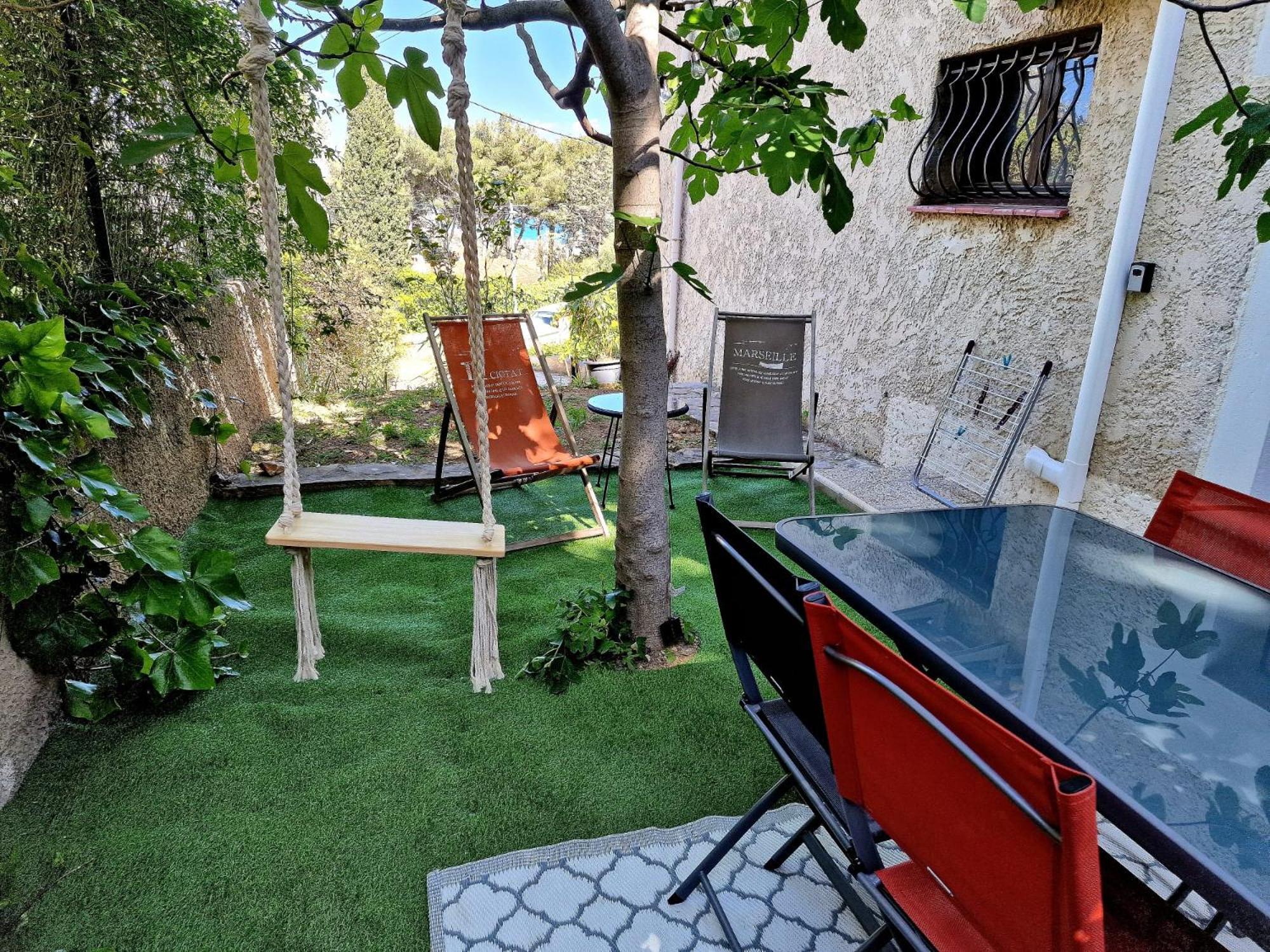 Studio Au Bas Des Cretes En Bas De Villa A La Ciotat Proche De La Mer Et De Marseille Екстер'єр фото